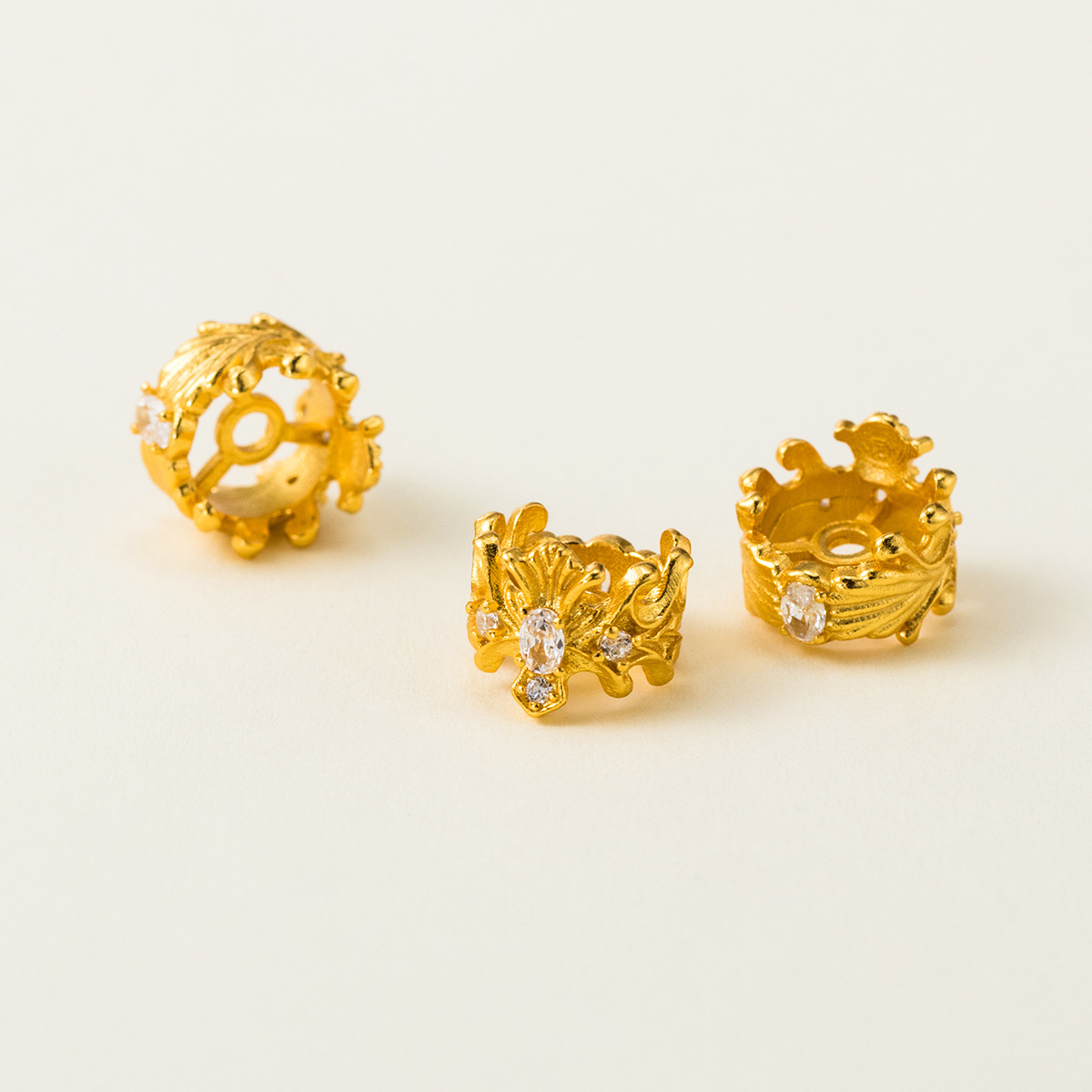 Contas Espaçadoras Coroa em Pr - Jewelry Making In La avaliação e preço